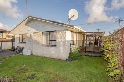 Photo of property in 10 Raukawa Street, Otaki, 5512