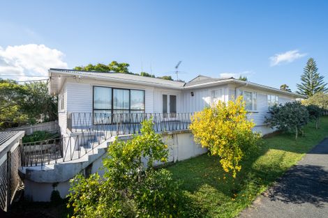 Photo of property in 16 Tomo Street, New Lynn, Auckland, 0600