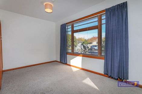 Photo of property in 6 Verran Place, Fendalton, Christchurch, 8052