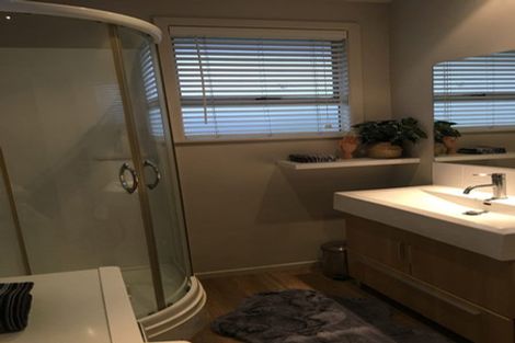 Photo of property in 2/220 Worcester Street, Christchurch Central, Christchurch, 8011