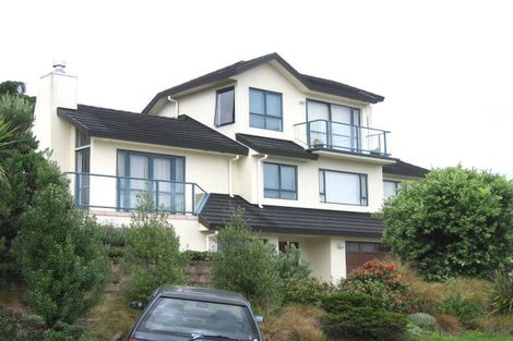 Photo of property in 4 Poaka Place, Beach Haven, Auckland, 0626