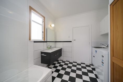 Photo of property in 40 Manawatu Street, Hokowhitu, Palmerston North, 4410