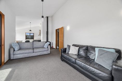 Photo of property in 2/11 Kereru Street, Two Mile Bay, Taupo, 3330