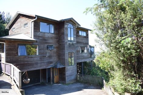 Photo of property in 91c Wade River Road, Stanmore Bay, Whangaparaoa, 0932