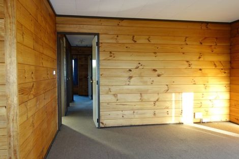 Photo of property in 19 Factory Road, Belfast, Christchurch, 8051