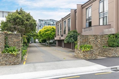 Photo of property in Mendosa Terraces Apartments, 22/9 Ebor Street, Te Aro, Wellington, 6011
