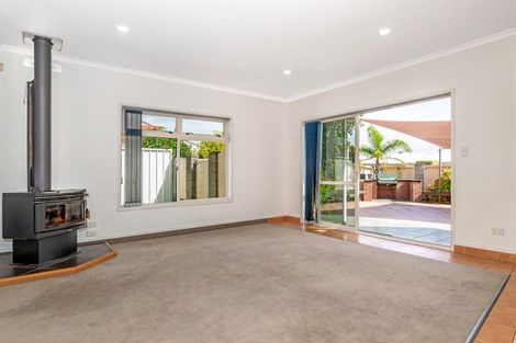 Photo of property in 68 Potae Avenue, Lytton West, Gisborne, 4010