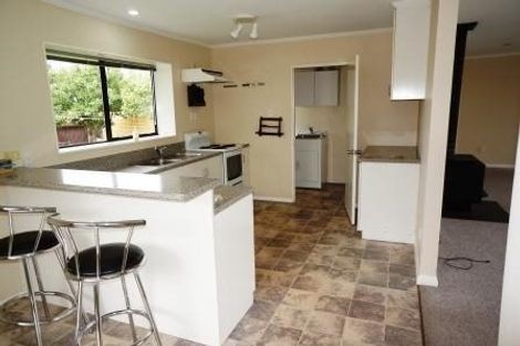 Photo of property in 36 Seadown Crescent, Amberley, 7410