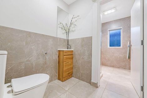 Photo of property in 61c Settlement Road, Papakura, 2110