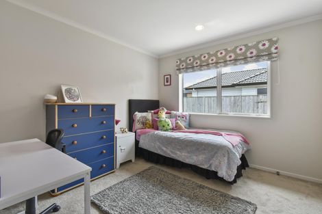 Photo of property in 61 Turnberry Drive, Wattle Downs, Auckland, 2103