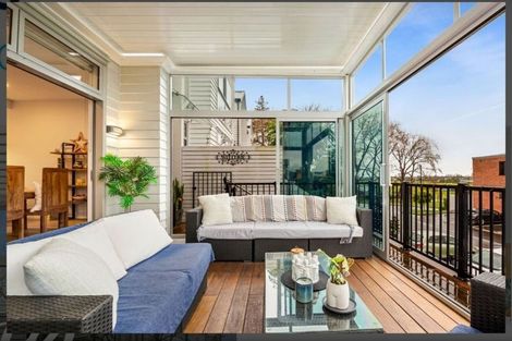 Photo of property in 14 Watermill Lane, Silverdale, 0932