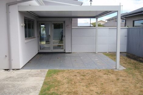 Photo of property in 12 O'dea Place, Burnside, Christchurch, 8053