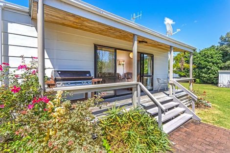 Photo of property in 117 Rangi Avenue, Whangamata, 3620