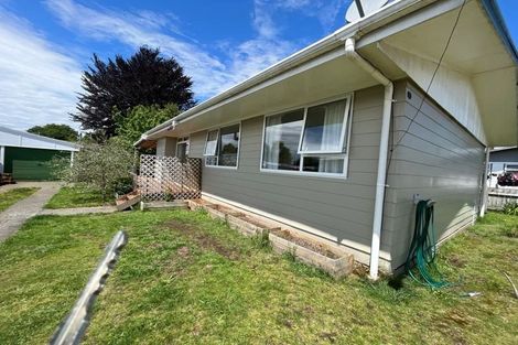 Photo of property in 4 Toi Grove, Turangi, 3334