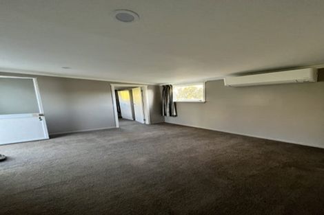 Photo of property in 3 Scott Street, Moturoa, New Plymouth, 4310