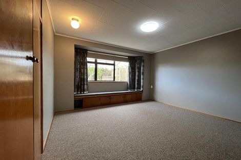 Photo of property in 166 Carlisle Road, Northcross, Auckland, 0632