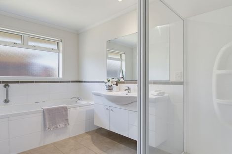 Photo of property in 63b Malta Crescent, Katikati, 3129