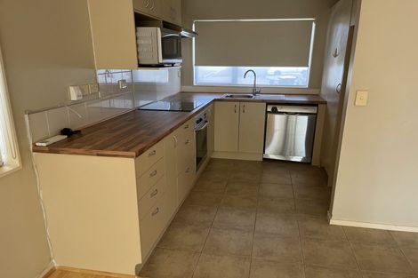 Photo of property in 23 Spalding Rise, Golflands, Auckland, 2013