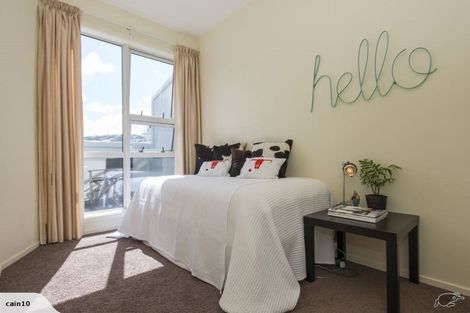 Photo of property in Stadium Garden Flats, 406/107 Thorndon Quay, Pipitea, Wellington, 6011