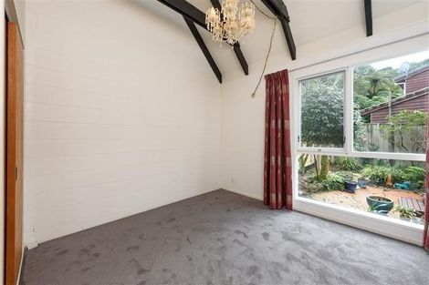 Photo of property in 35a Amapur Drive, Khandallah, Wellington, 6035