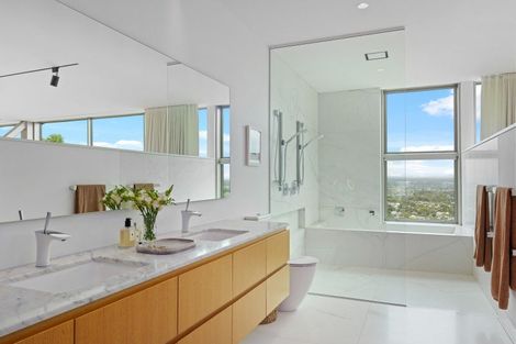 Photo of property in 67 Whaka Terrace, Huntsbury, Christchurch, 8022