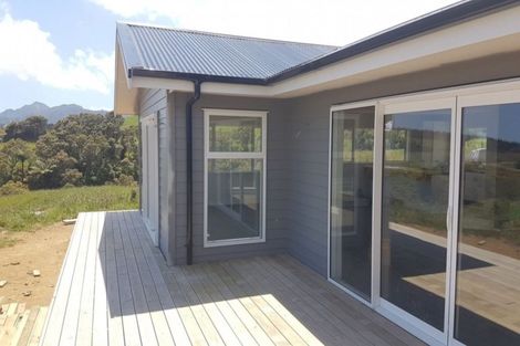 Photo of property in 610 Dover Road, Okato, New Plymouth, 4374