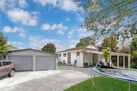 Photo of property in 5 Dulcie Place, Red Hill, Papakura, 2110
