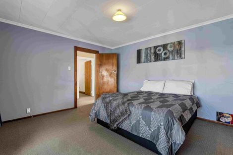 Photo of property in 377 Mangorei Road, Merrilands, New Plymouth, 4312