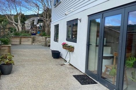 Photo of property in 7 Gonville Street, Tawa, Wellington, 5028