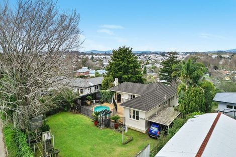 Photo of property in 118 Tuhikaramea Road, Dinsdale, Hamilton, 3204