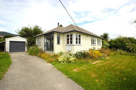 Photo of property in 5 Warwick Street, Tapanui, 9522