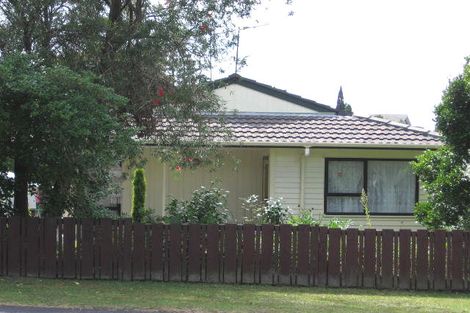 Photo of property in 22 Butterworth Drive, Glendene, Auckland, 0602