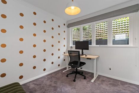 Photo of property in 11 Cavendish Square, Strathmore Park, Wellington, 6022