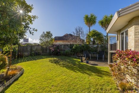 Photo of property in 14 Compass Court, Paraparaumu, 5032