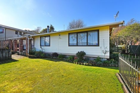 Photo of property in 108 Norana Road, Timberlea, Upper Hutt, 5018