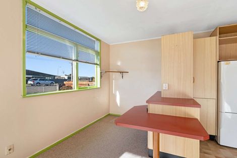 Photo of property in 21 Raupo Street, Castlecliff, Whanganui, 4501