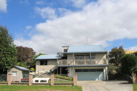 Photo of property in 74 Dickson Road, Papamoa Beach, Papamoa, 3118