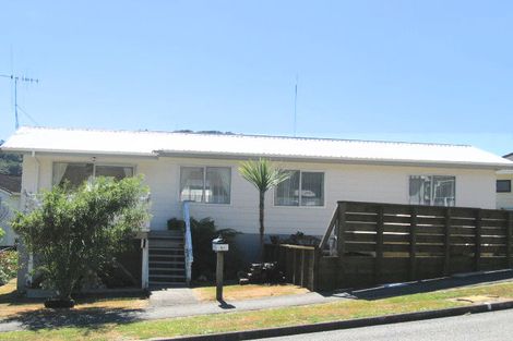 Photo of property in 17 Amber Grove, Birchville, Upper Hutt, 5018