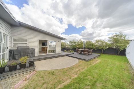 Photo of property in 20 Rosalie Terrace, Kelvin Grove, Palmerston North, 4414