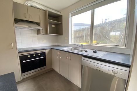 Photo of property in 3 Cityview Place, Massey, Auckland, 0614