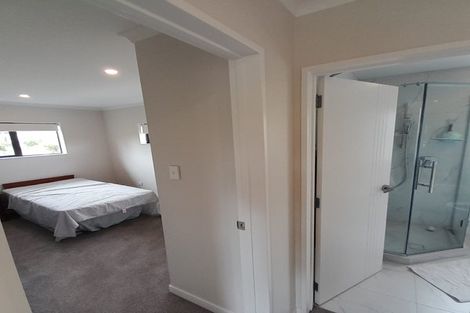 Photo of property in 1a Coletta Lane, Te Atatu South, Auckland, 0610