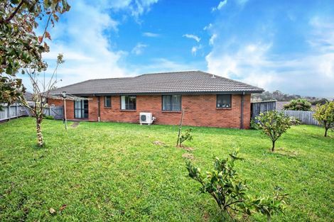 Photo of property in 16 Maxwell Place, Queenstown, 9300