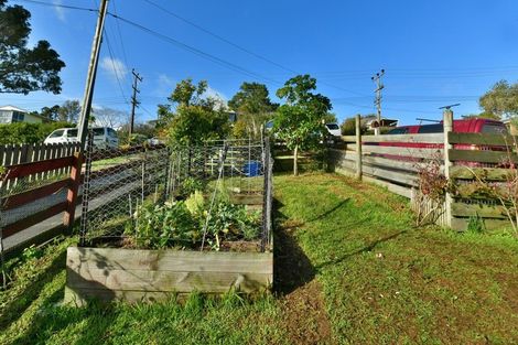 Photo of property in 17a Scott Road, Stanmore Bay, Whangaparaoa, 0932