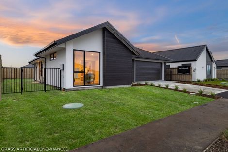 Photo of property in 14 Matamoe Drive, Halswell, Christchurch, 8025