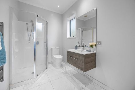 Photo of property in 5 Malbec Place, Huapai, Kumeu, 0810