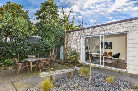 Photo of property in 3/142 Rosebank Road, Avondale, Auckland, 1026