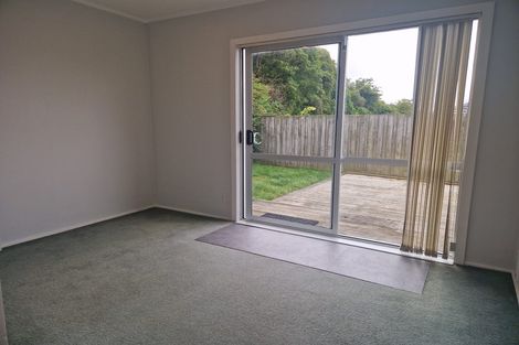 Photo of property in 9 Kerr Grove, Johnsonville, Wellington, 6037