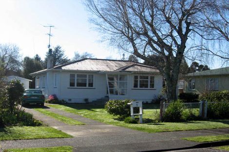 Photo of property in 3 Hilton Road, Carterton, 5713