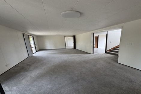 Photo of property in 300 State Highway 16, Kumeu, 0892