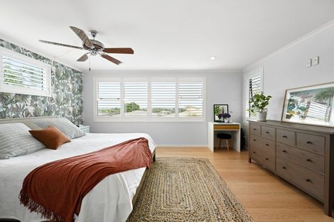 Photo of property in 66 Rototuna Road, Rototuna, Hamilton, 3210